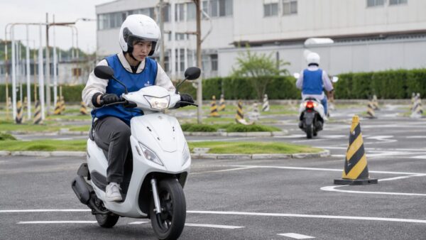 検定中止項目を死守せよ!一番の敵はコース内の他車両?